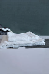 Professional White Towel (450 GSM)