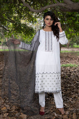 3PC Embroidered Stitched Suit