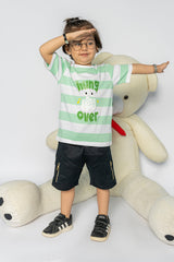 KIDS T-SHIRT WHITE AND GREEN WITH "HUNG OVER" PRINTING